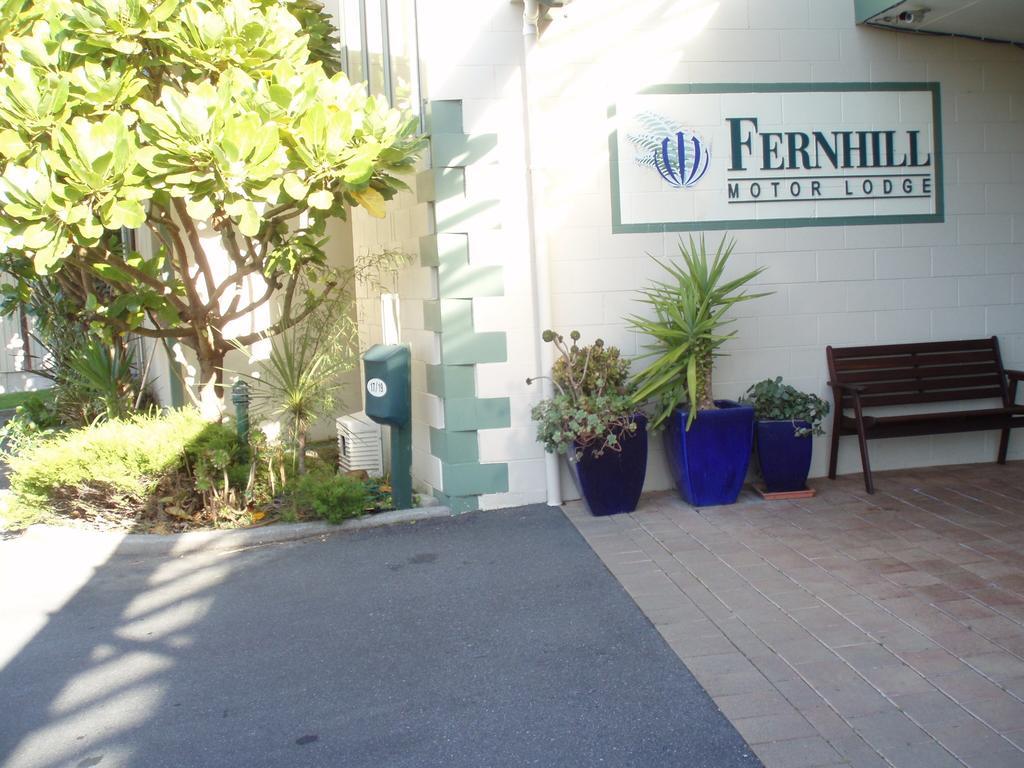 לוור האט Fernhill Motor Lodge מראה חיצוני תמונה